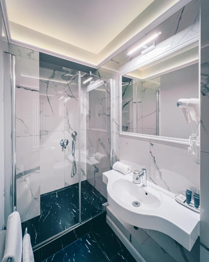 Hotell Art Novis Center
